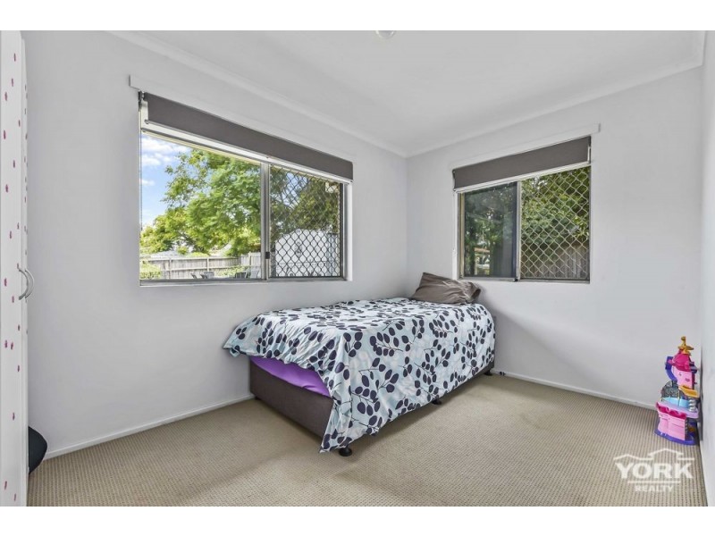 Kearneys Spring QLD 4350