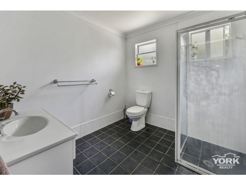 Kearneys Spring QLD 4350