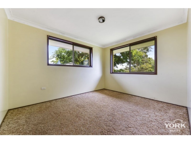 Centenary Heights QLD 4350