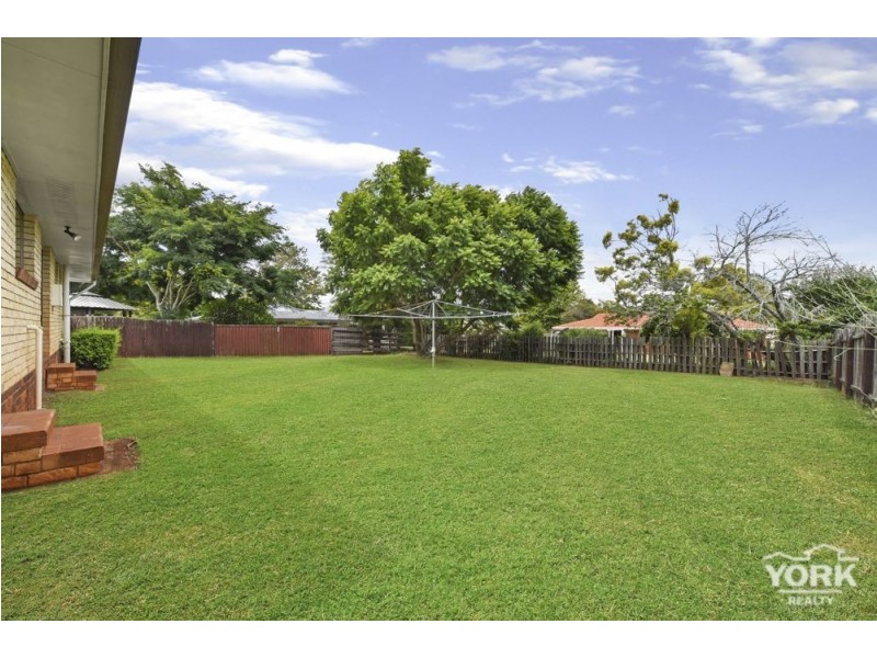 Centenary Heights QLD 4350