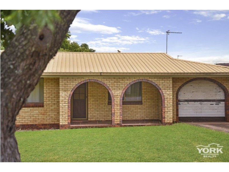 Centenary Heights QLD 4350