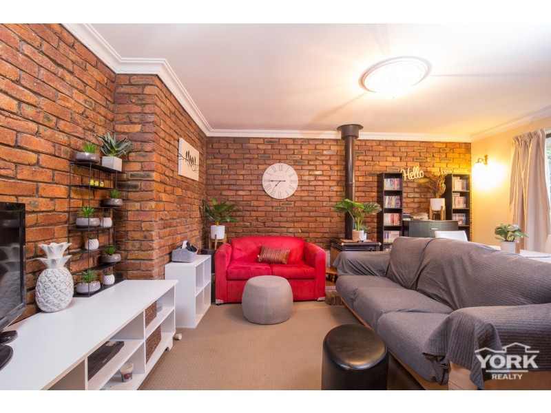 Darling Heights QLD 4350