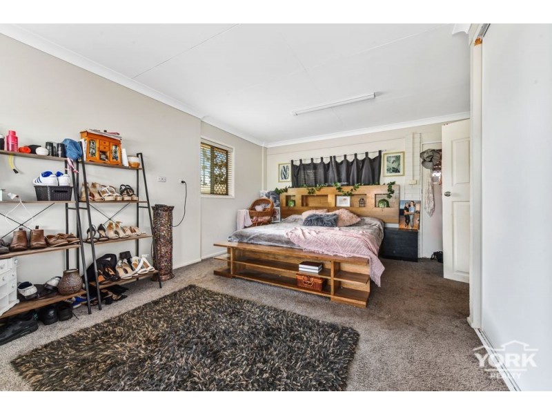 16 Wyalla Street, Newtown QLD 4350