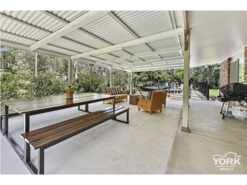 Withcott QLD 4352