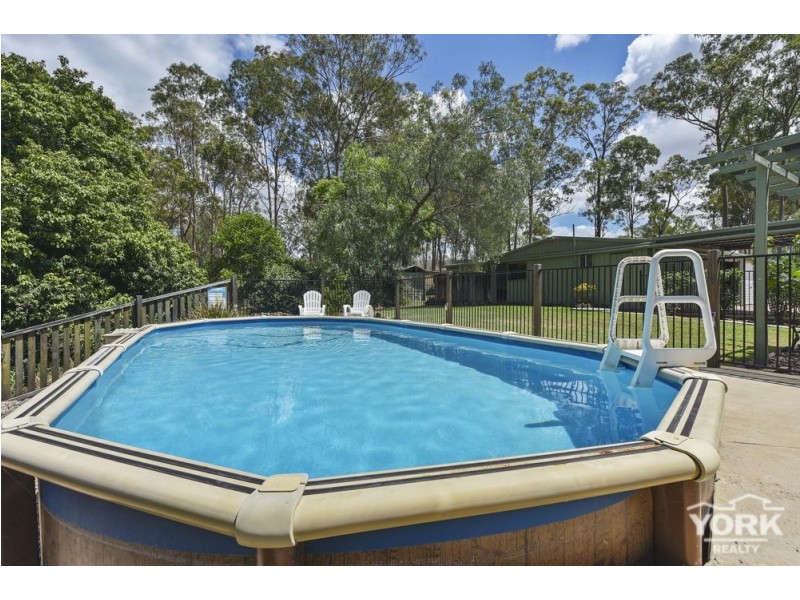 Withcott QLD 4352