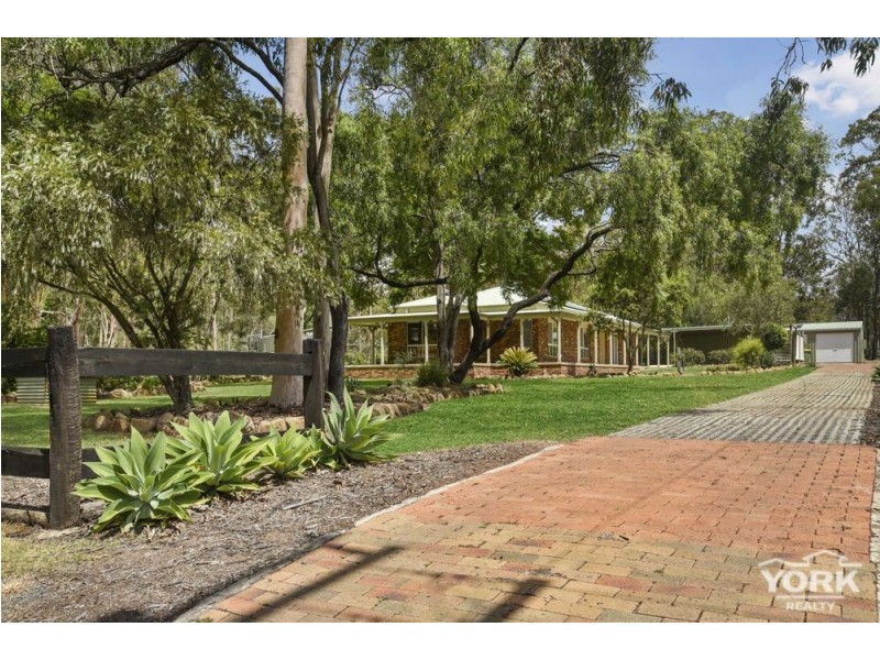 Withcott QLD 4352