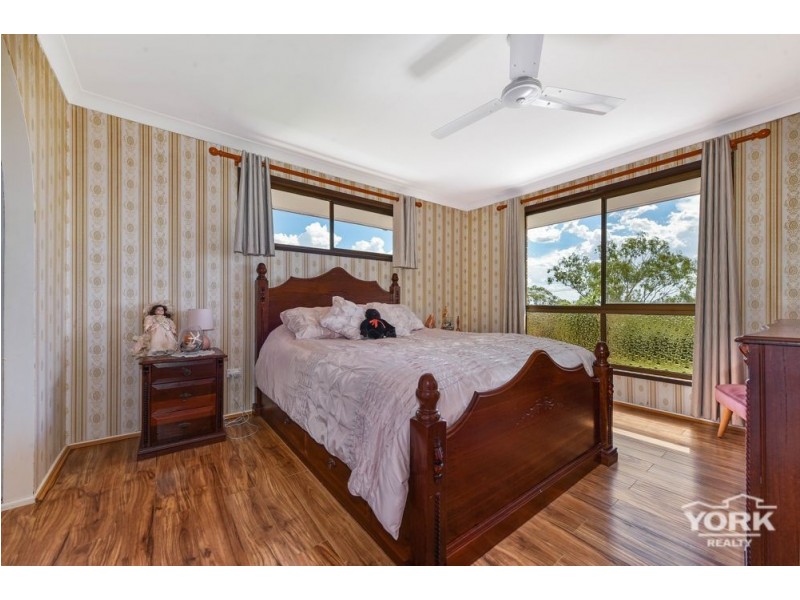 26 Linora Drive, Gowrie Mountain QLD 4350