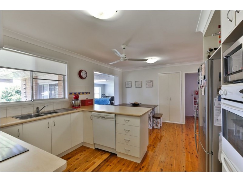 26 Honey Street, Harristown QLD 4350
