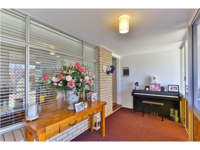 26 Honey Street, Harristown QLD 4350