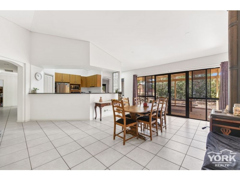 4 Diosma Drive, Highfields QLD 4352