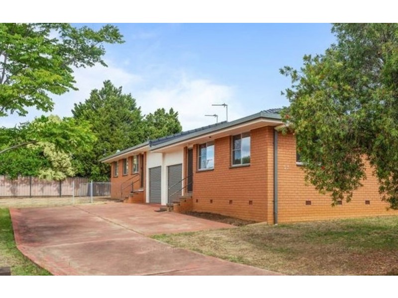 Kearneys Spring QLD 4350