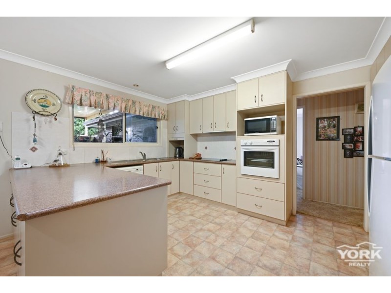 Centenary Heights QLD 4350
