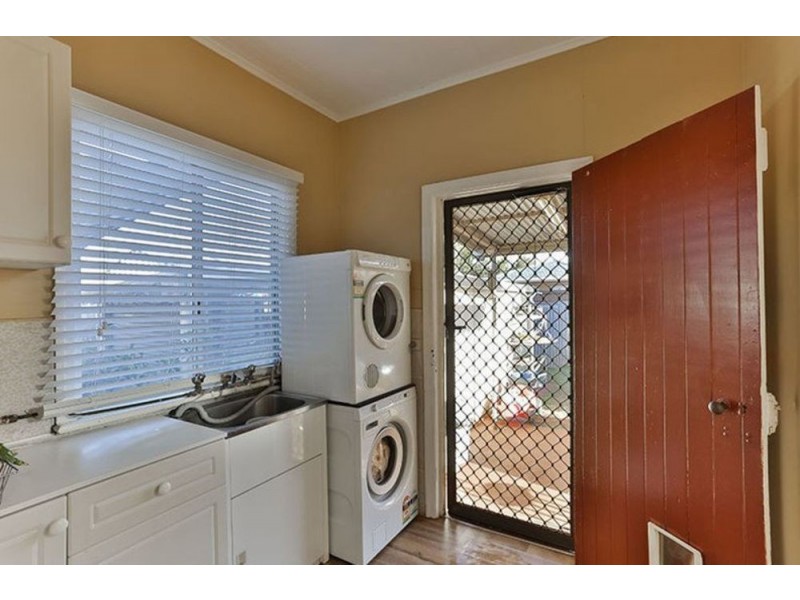 274 Taylor Street, Glenvale QLD 4350