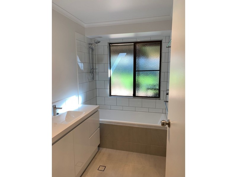 25 Seppelt Street, Wilsonton QLD 4350