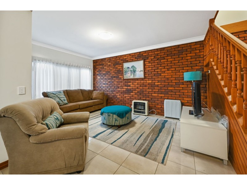 2/2G James Street, Rangeville QLD 4350