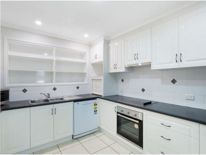 Kearneys Spring QLD 4350