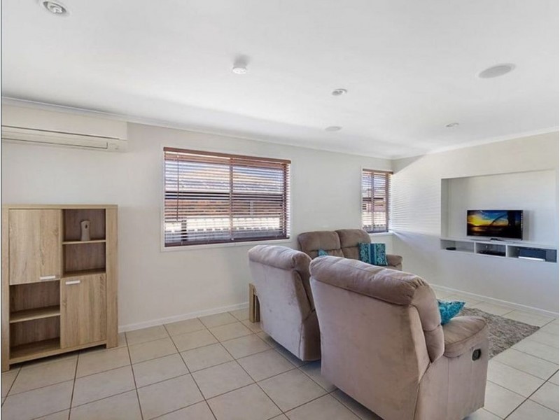 Kearneys Spring QLD 4350