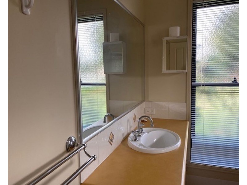 4 Mather Street, Highfields QLD 4352