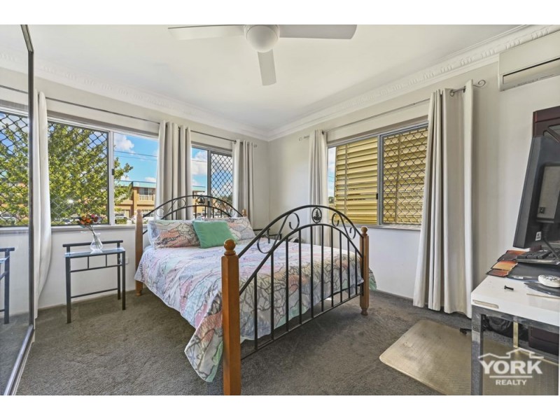 195 North Street, Rockville QLD 4350