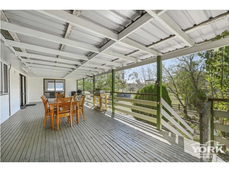 74 Goombungee Meringandan Road, Meringandan West QLD 4352