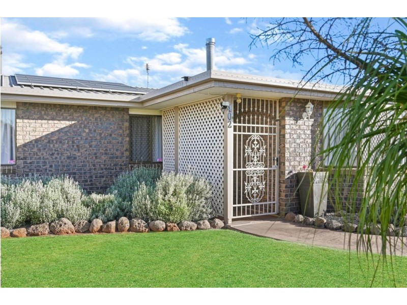 402 Stenner Street, Kearneys Spring QLD 4350