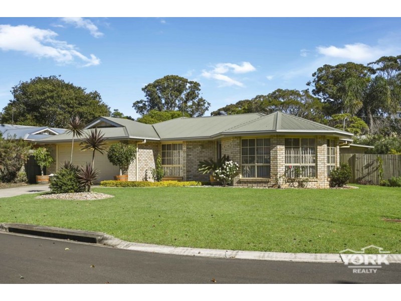 1 Chifley Court, Middle Ridge QLD 4350