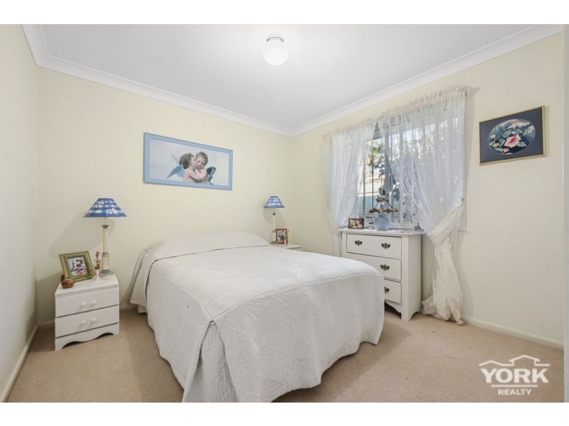 1 Chifley Court, Middle Ridge QLD 4350