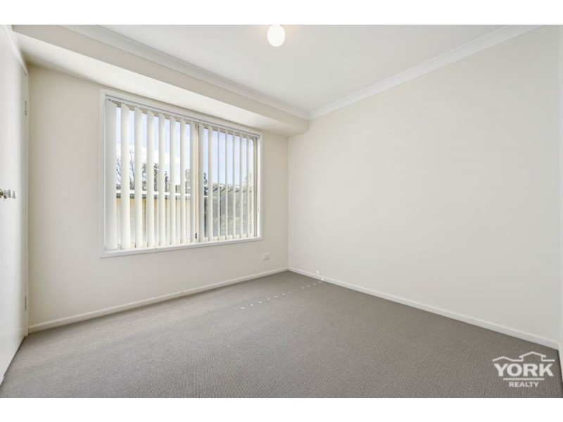 Kearneys Spring QLD 4350