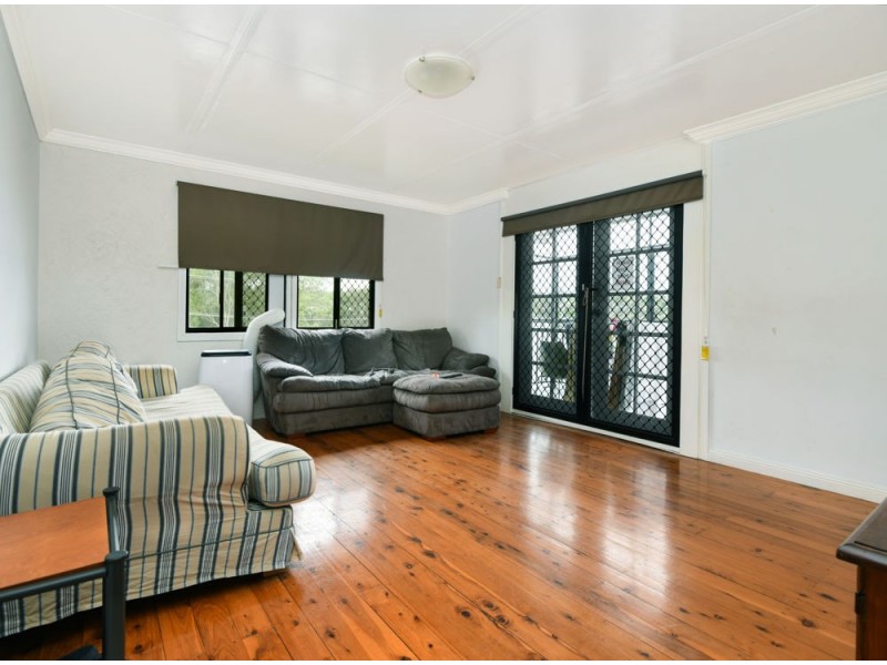 Centenary Heights QLD 4350