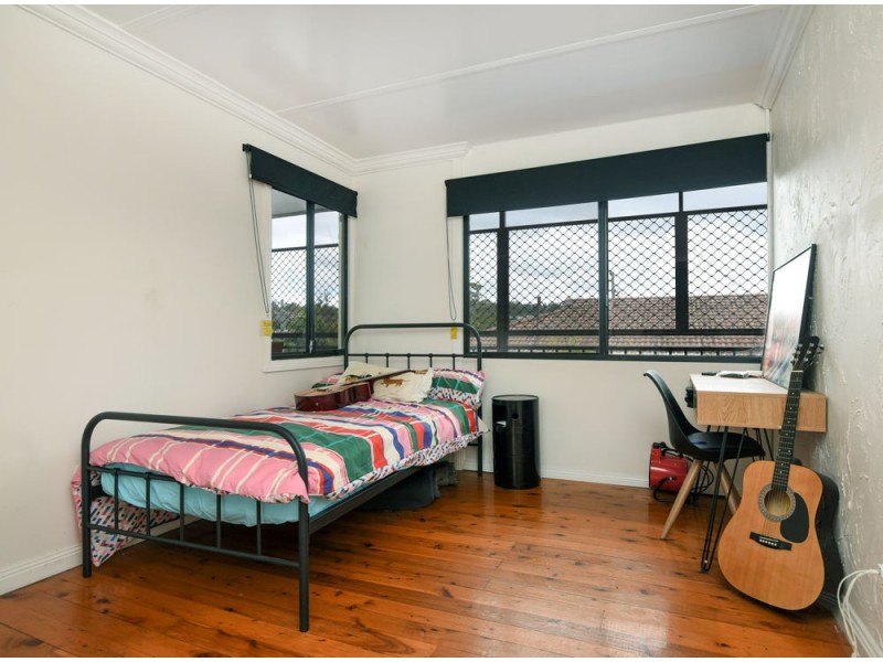 Centenary Heights QLD 4350