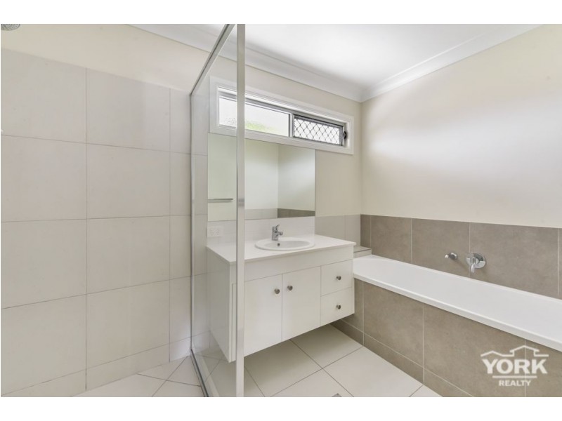 1/1b Lyndall Street, Harristown QLD 4350