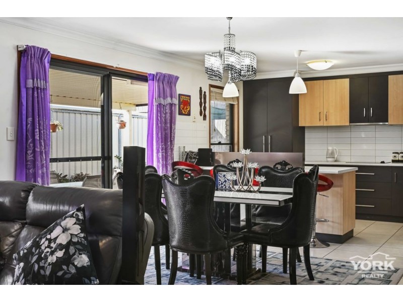 95 Wuth Street, Darling Heights QLD 4350