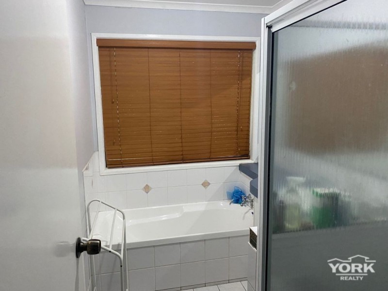 Wilsonton Heights QLD 4350