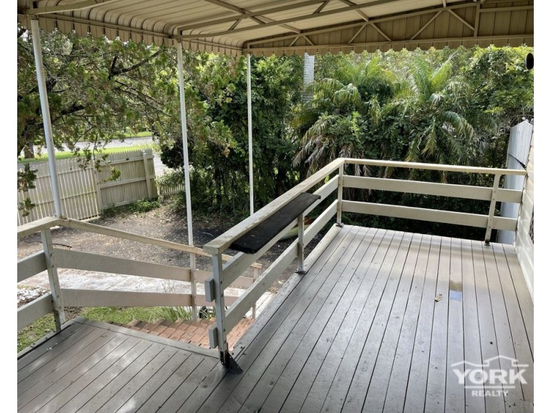 22 Ruthven Street, Harlaxton QLD 4350