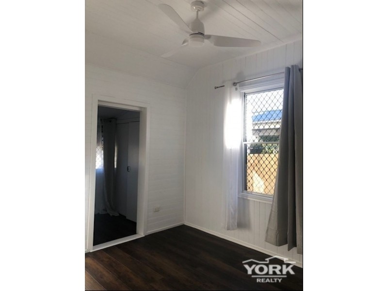 8 Sir Street, North Toowoomba QLD 4350