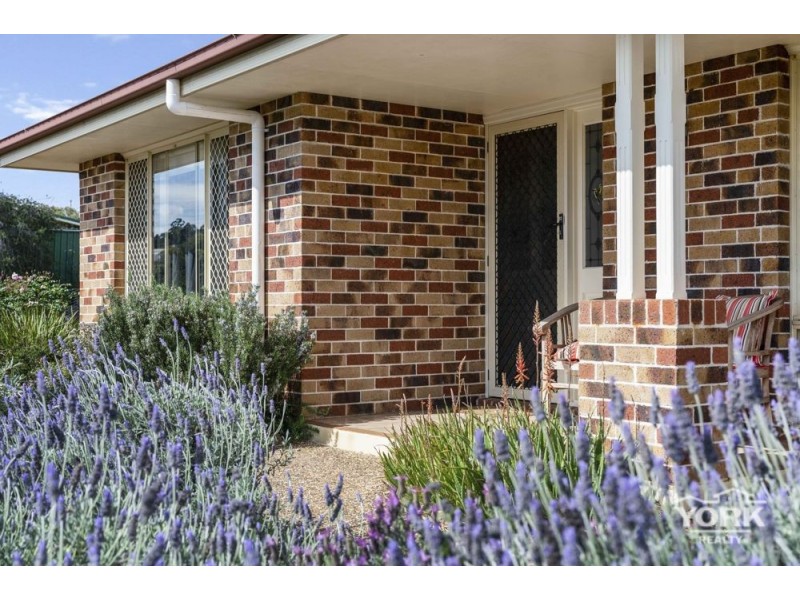 Darling Heights QLD 4350