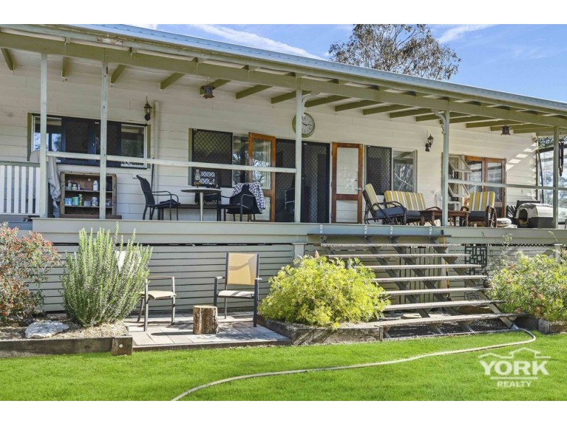 Murphys Creek QLD 4352