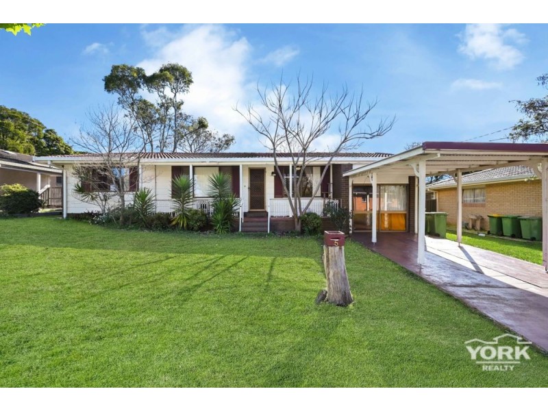 5 Noll Street, Kearneys Spring QLD 4350