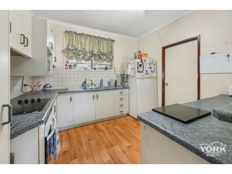 5 Noll Street, Kearneys Spring QLD 4350