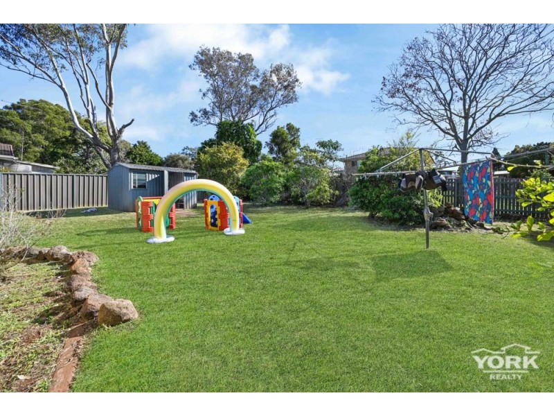 5 Noll Street, Kearneys Spring QLD 4350