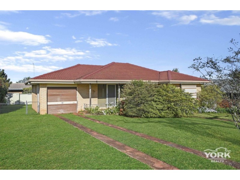 Centenary Heights QLD 4350