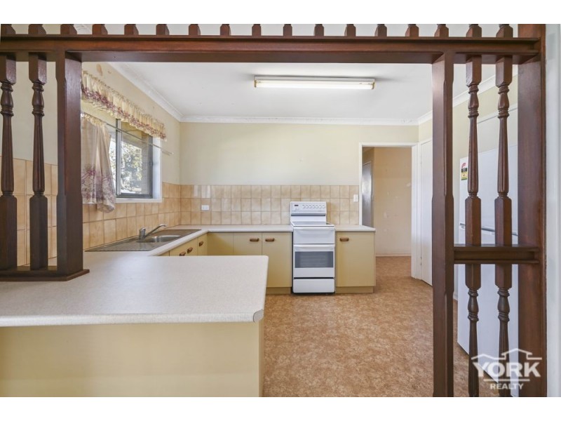 Centenary Heights QLD 4350