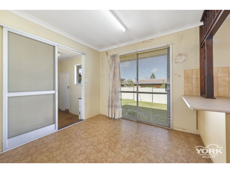Centenary Heights QLD 4350
