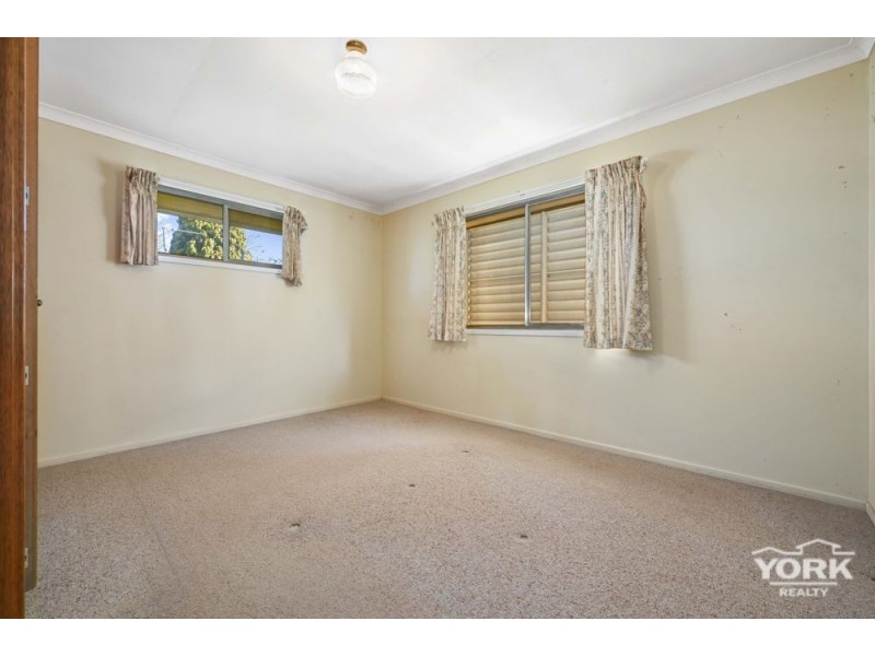 Centenary Heights QLD 4350