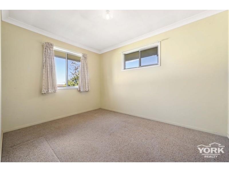 Centenary Heights QLD 4350