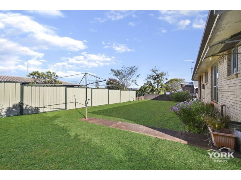 Centenary Heights QLD 4350