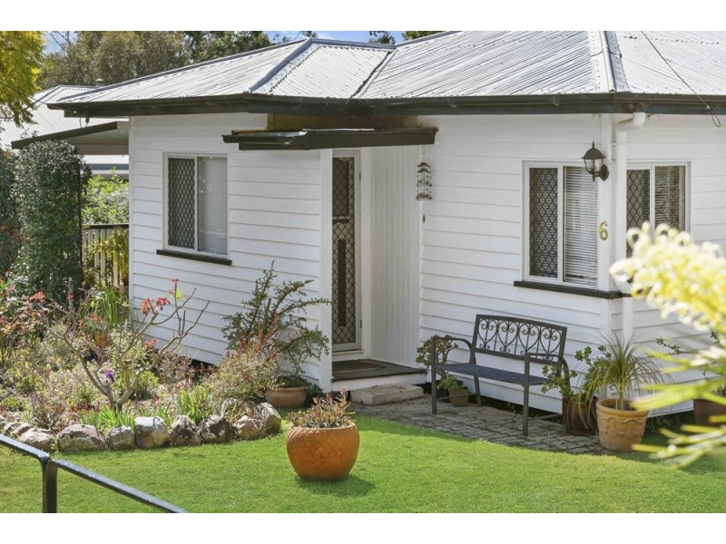 Crows Nest QLD 4355