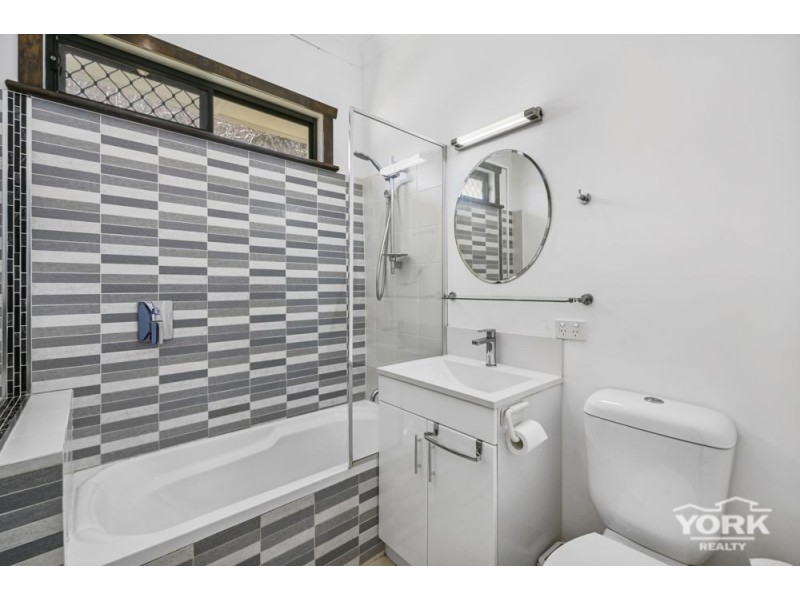 Newtown QLD 4350