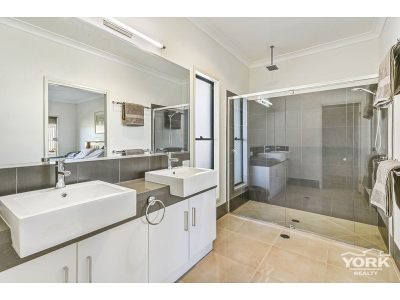 Highfields QLD 4352