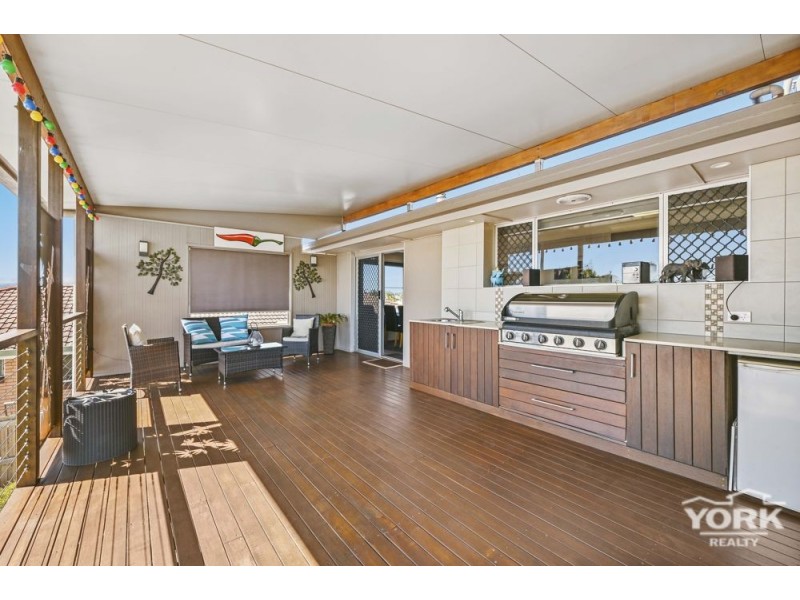 7 Beh Street, Harristown QLD 4350